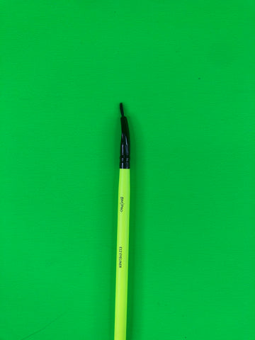 E12 Eyeliner Brush